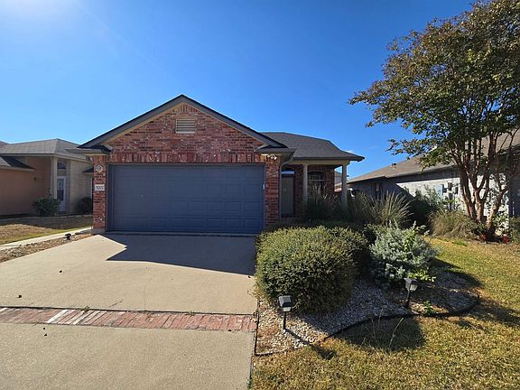2nd image of 5202 Causeway Ct