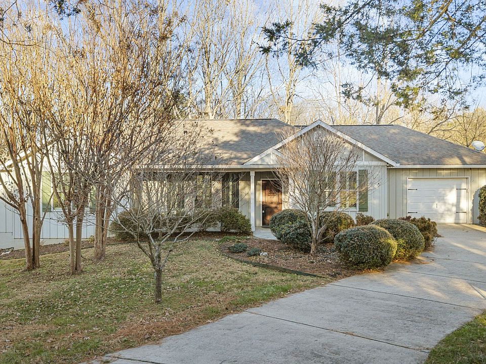 1st image of 932 Hermitage Rdg