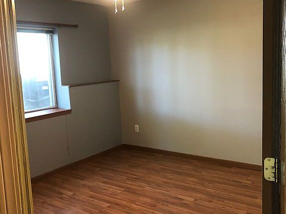 5th image of 140 Shannon Dr Unit 1