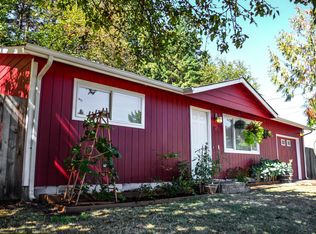 1208 Kelly Blvd, Springfield, OR 97477