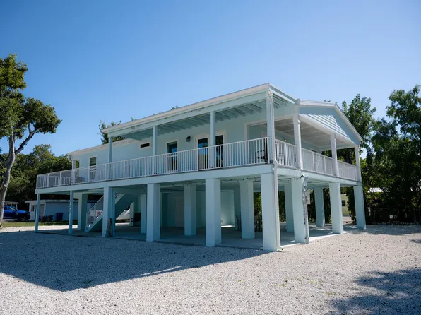 153 N Bay Harbor Dr, Key Largo, FL 33037