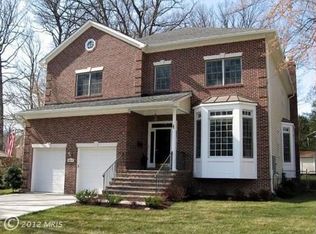 6813 Williamsburg Blvd, Arlington, VA 22213