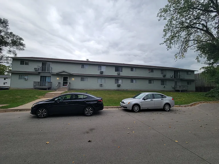 919 Gould St #6 — Photo 15