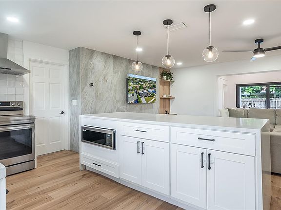 5th image of 1399 W Camino Real