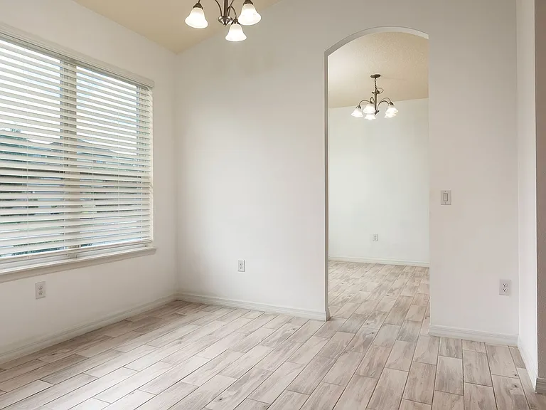 488 Rocky Grove Ln — Photo 16