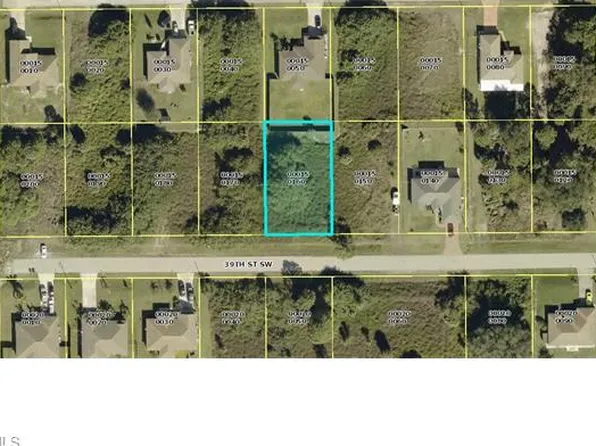 3022 39th St SW, Lehigh Acres, FL 33976