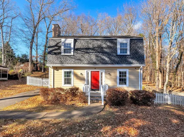 1760 Sourwood Pl, Charlottesville, VA 22911