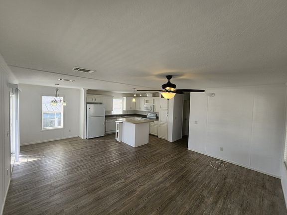 2nd image of 7723 Parkway Blvd #192