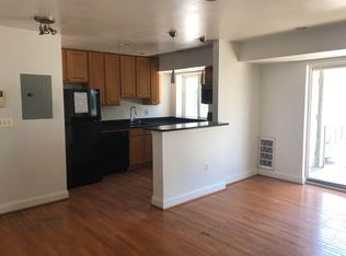 2201 Hunter Pl SE APT 204, Washington, DC 20020
