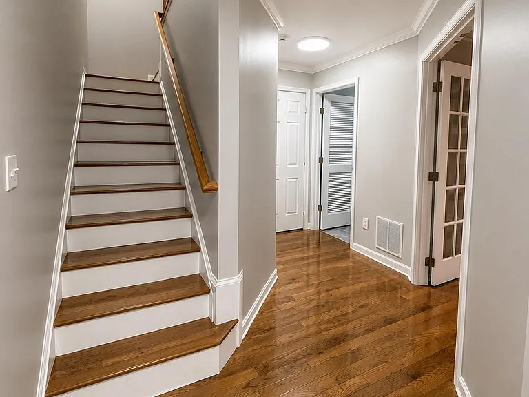 21002 Kittanning Ln — Photo 2