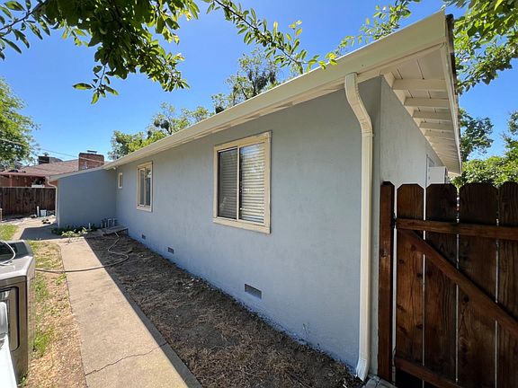 3rd image of 1517 Ashwood Dr
