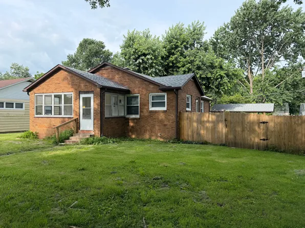 2919 S Center St, Terre Haute, IN 47802