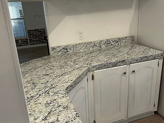 4th image of 5805 W Harmon Ave Space 289-370