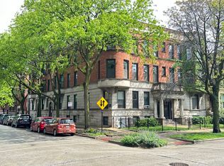 852 W George St #2, Chicago, IL 60657