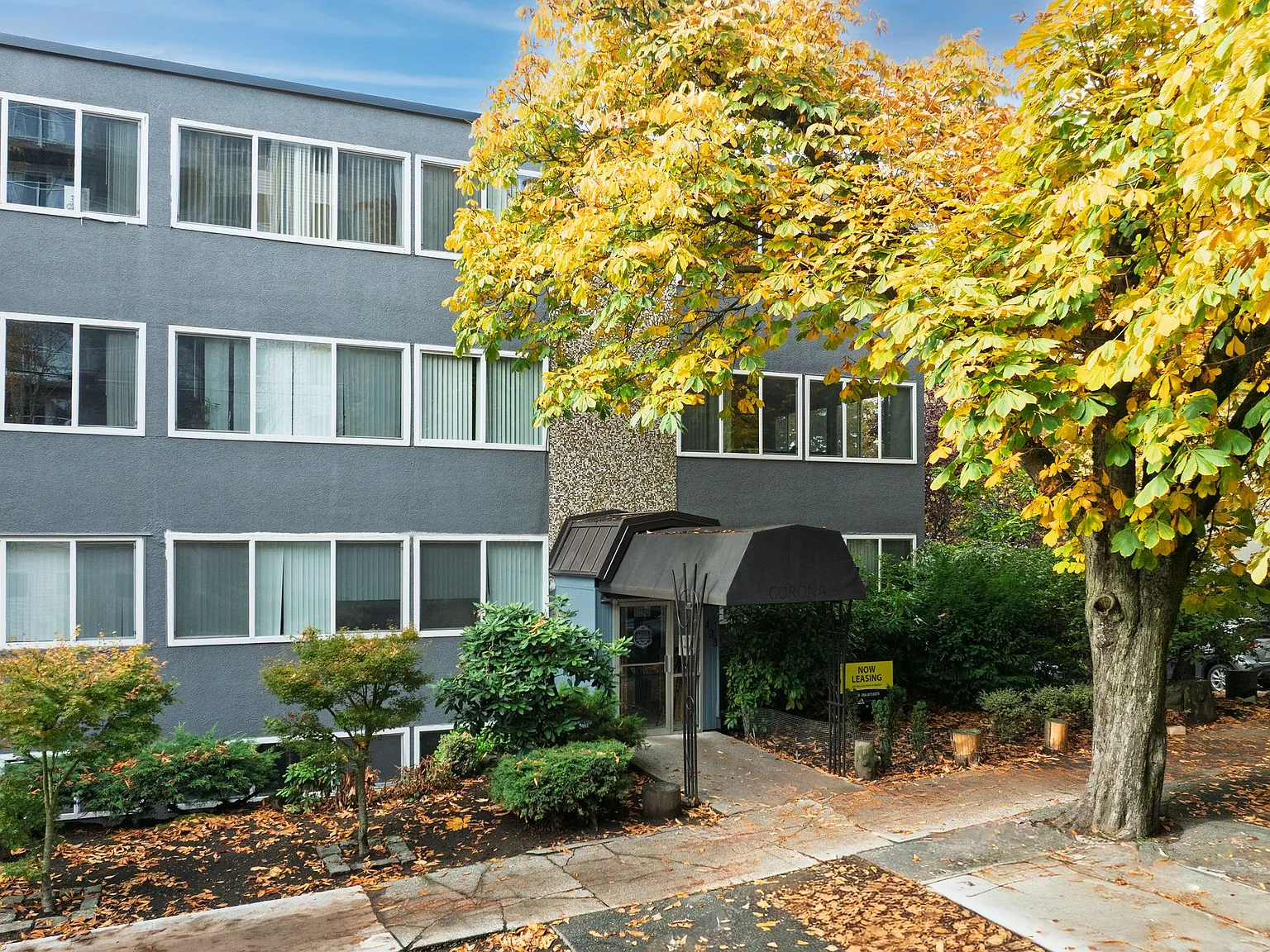 Cordova Apartments — Photo 1