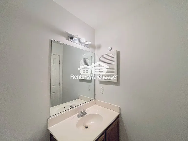 5623 Rivermill Cir — Photo 25