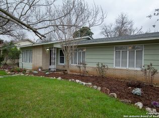 401 Furr Dr, San Antonio, TX 78201