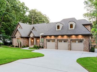 2457 King Arthur Cir NE, Atlanta, GA 30345