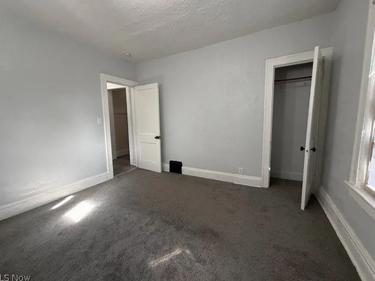 Unit Photo
