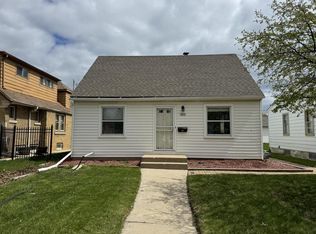 4612 N 18th St, Milwaukee, WI 53209