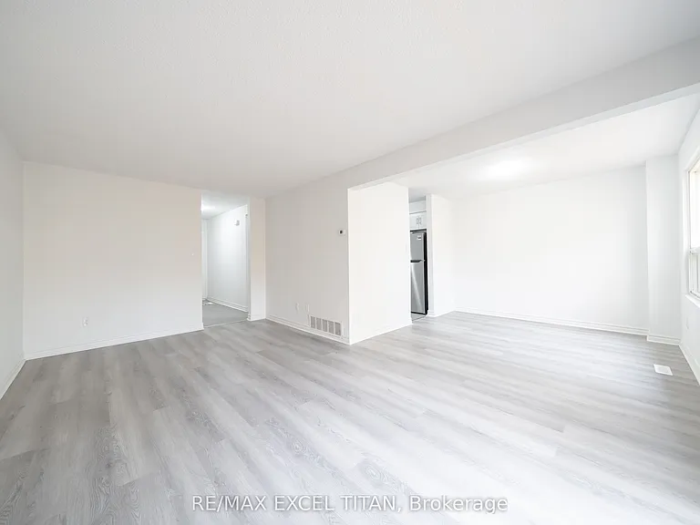 1285 White Oaks Blvd — Photo 12