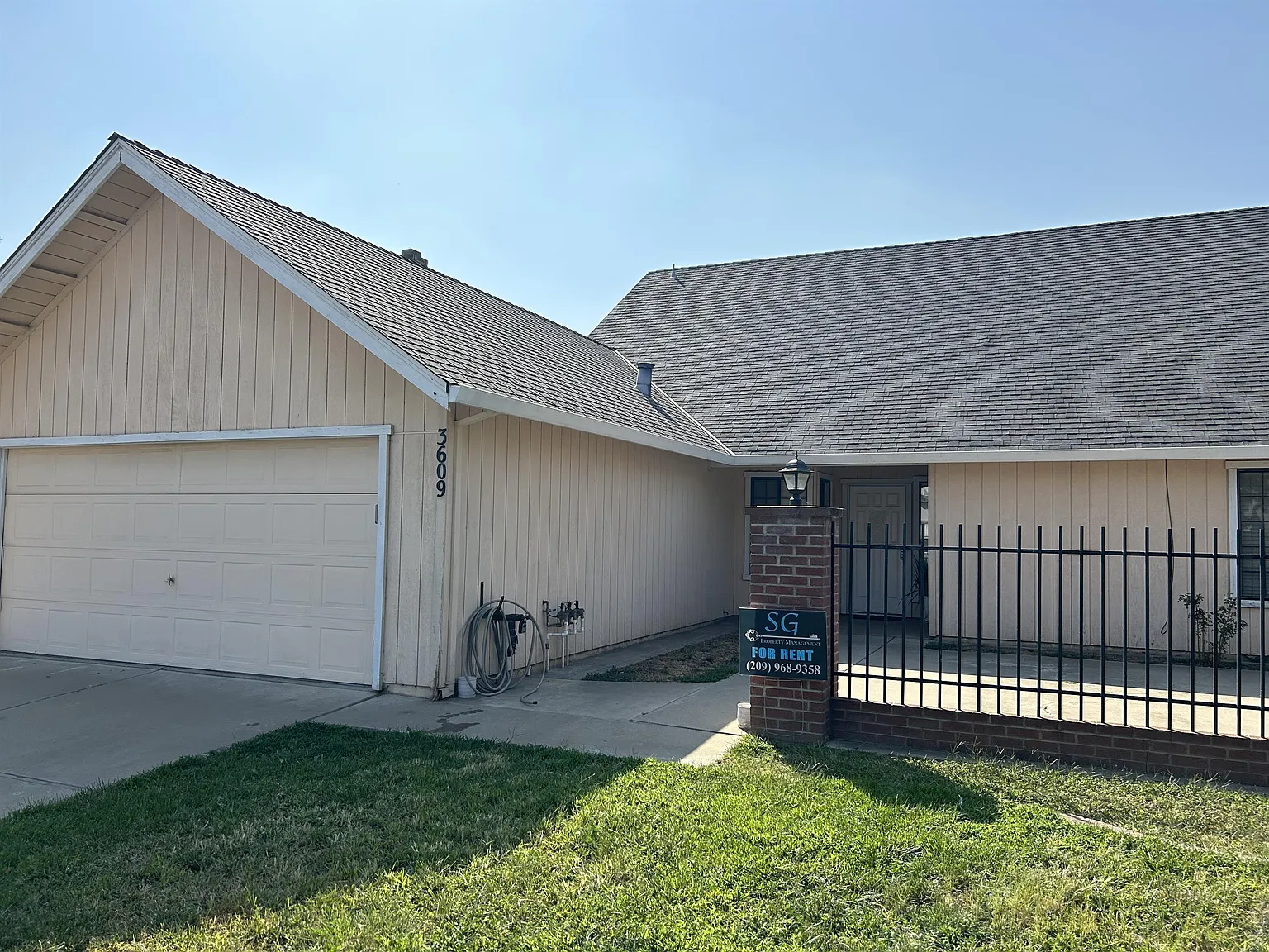 3609 Pelucca Ln photo 1