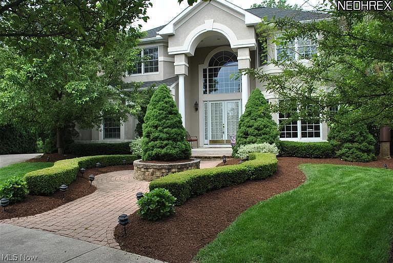 1st image of 20728 Carlton Ct