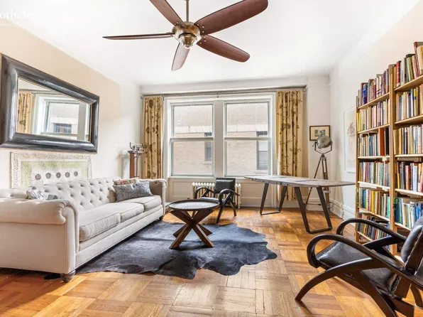 790 Riverside Drive image 1 of 10