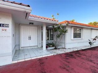 11490 SW 24th St, Miami, FL 33165