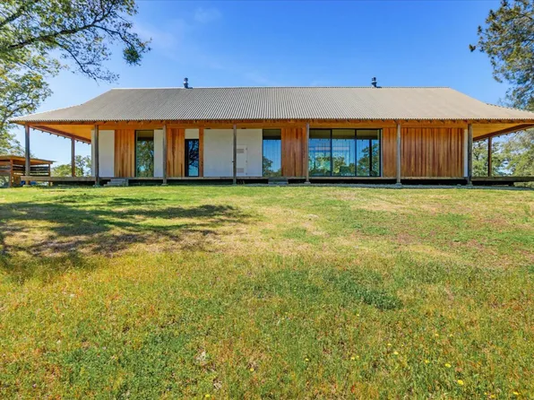 8877 Dutch Flat Trl, Smartsville, CA 95977