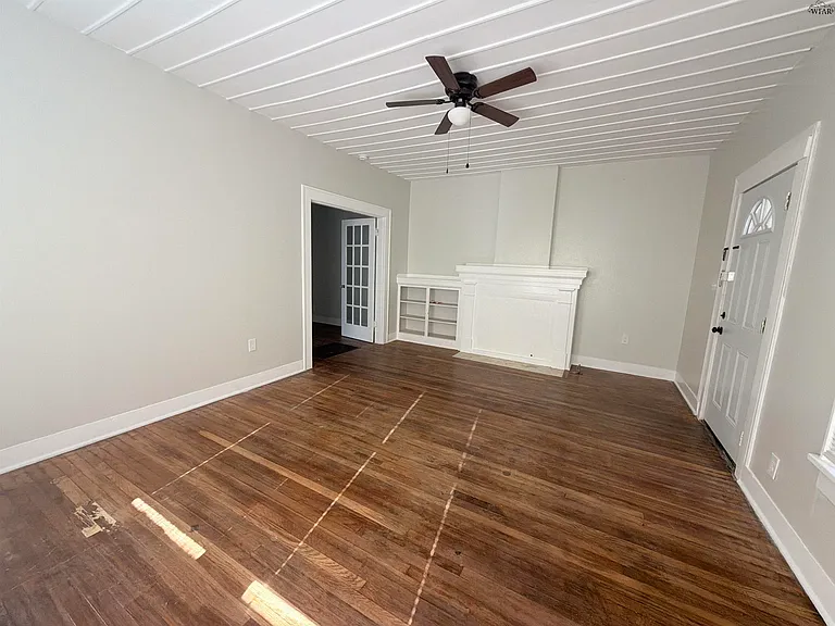 1721 Elizabeth Ave — Photo 3