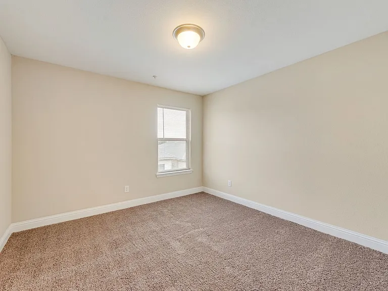 2629 Chambers Dr — Photo 19