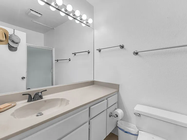 31200 Landau Blvd #408 — Photo 11