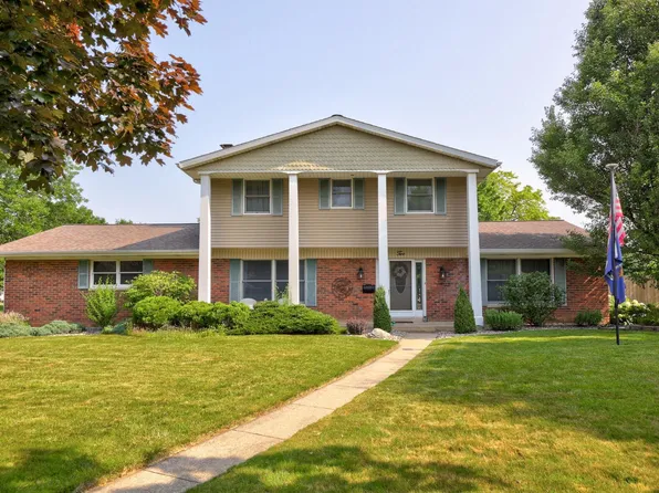 2 Craemer Ct, Frankenmuth, MI 48734