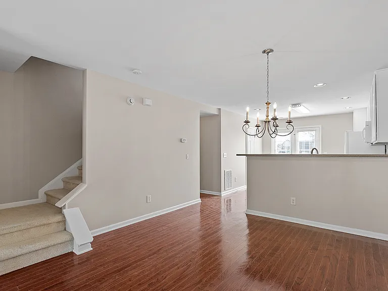 10028 Blackwell Dr — Photo 11