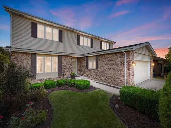 3016 Becket Ave, Westchester, IL 60154