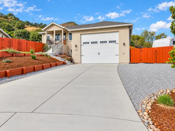 645 Price Dr, Morgan Hill, CA 95037