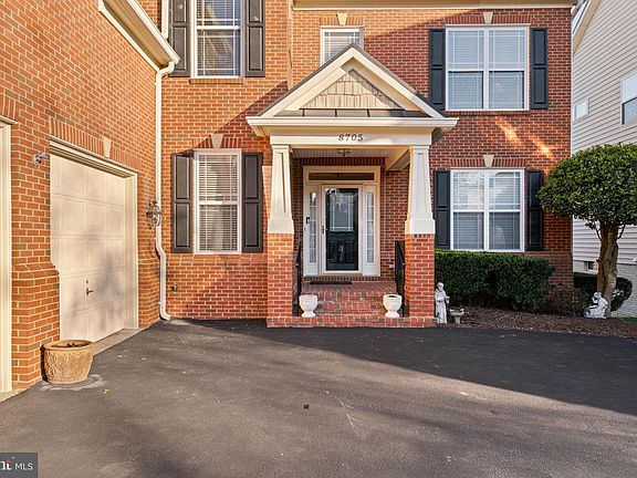 3rd image of 8705 Flowering Dogwood Ln