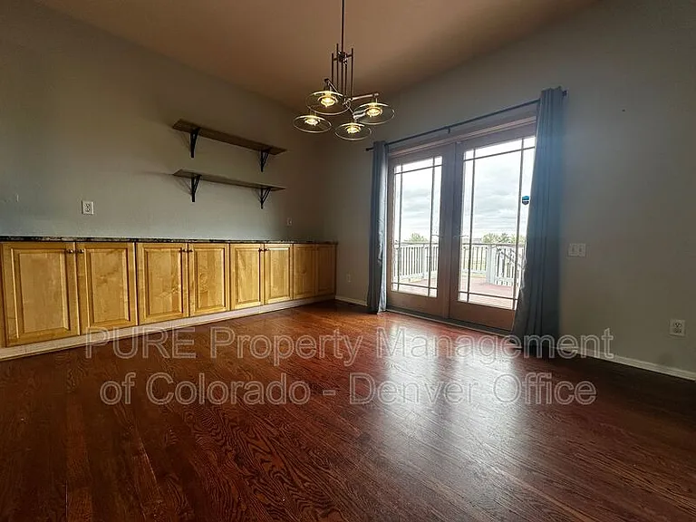 8602 Mallard Pl — Photo 7