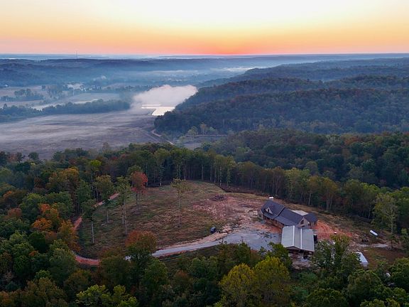 2nd image of 16000 Sunrise Watch Rd
