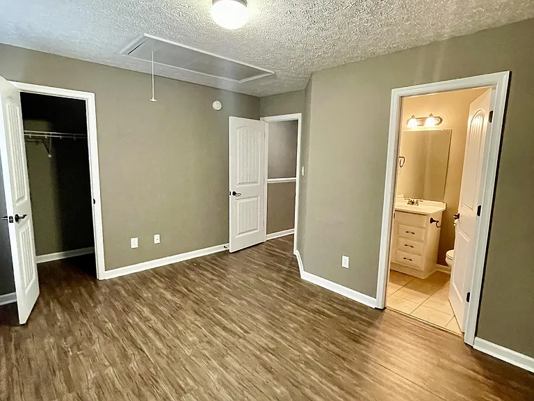 142 Old Tavern Cir #1 — Photo 22