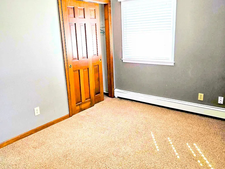 110 Bicentennial Ct — Photo 16