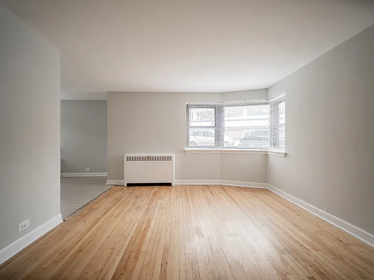 Living Room 7347-G