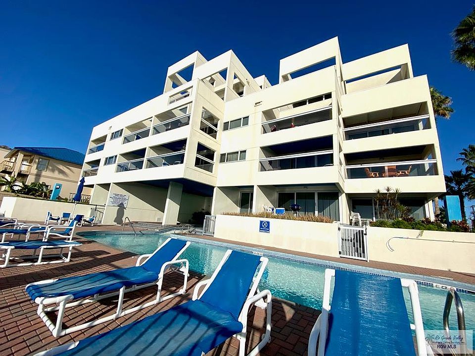 1st image of 4501 Laguna Dr #204