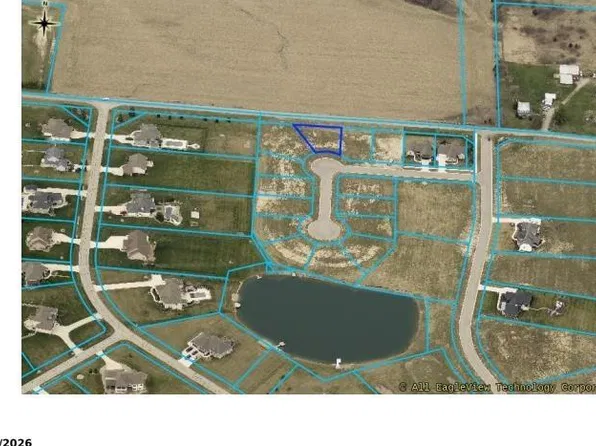 2551 Pine Straw Dr, Auburn, IN 46706