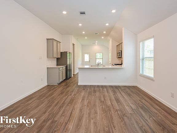 5th image of 13107 Moorlands Hills Dr
