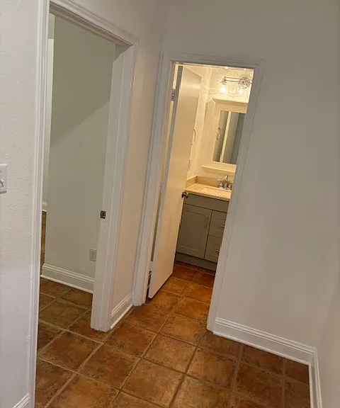 4711 Hay St — Photo 11