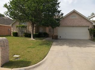 4105 Hideaway Dr, Arlington, TX 76017