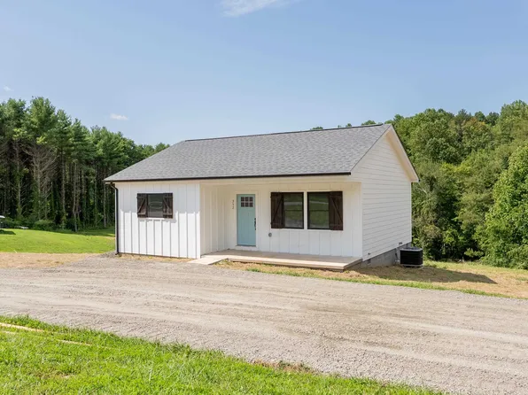 352 Fairview Church Rd SW, Floyd, VA 24091