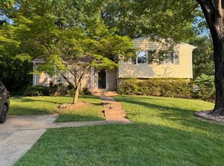 9097 Andromeda Dr, Burke, VA 22015